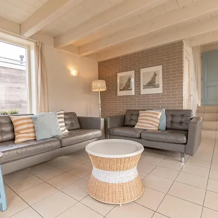 Holiday home Op T Land 25