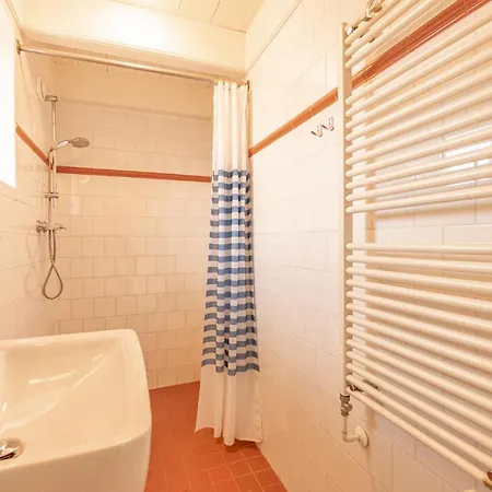 Op T Land 25 Holiday home *